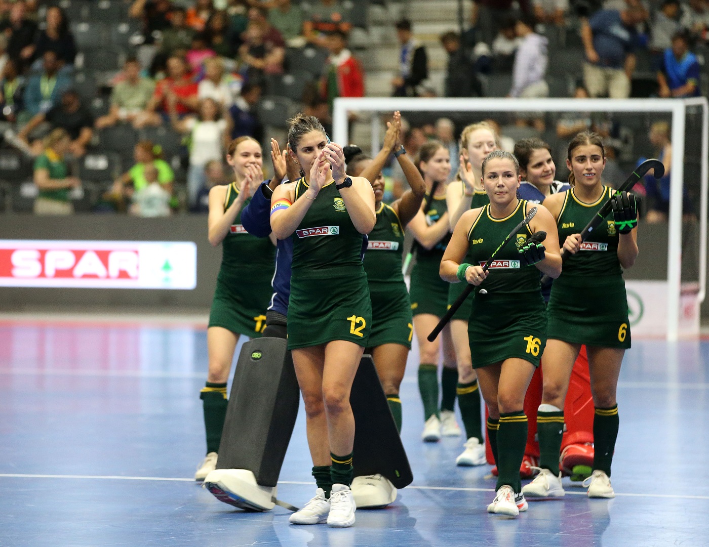 Featured image for “CLINICAL DUTCH SINK BRAVE SOUTH AFRICAN WOMEN’S OUTFIT”