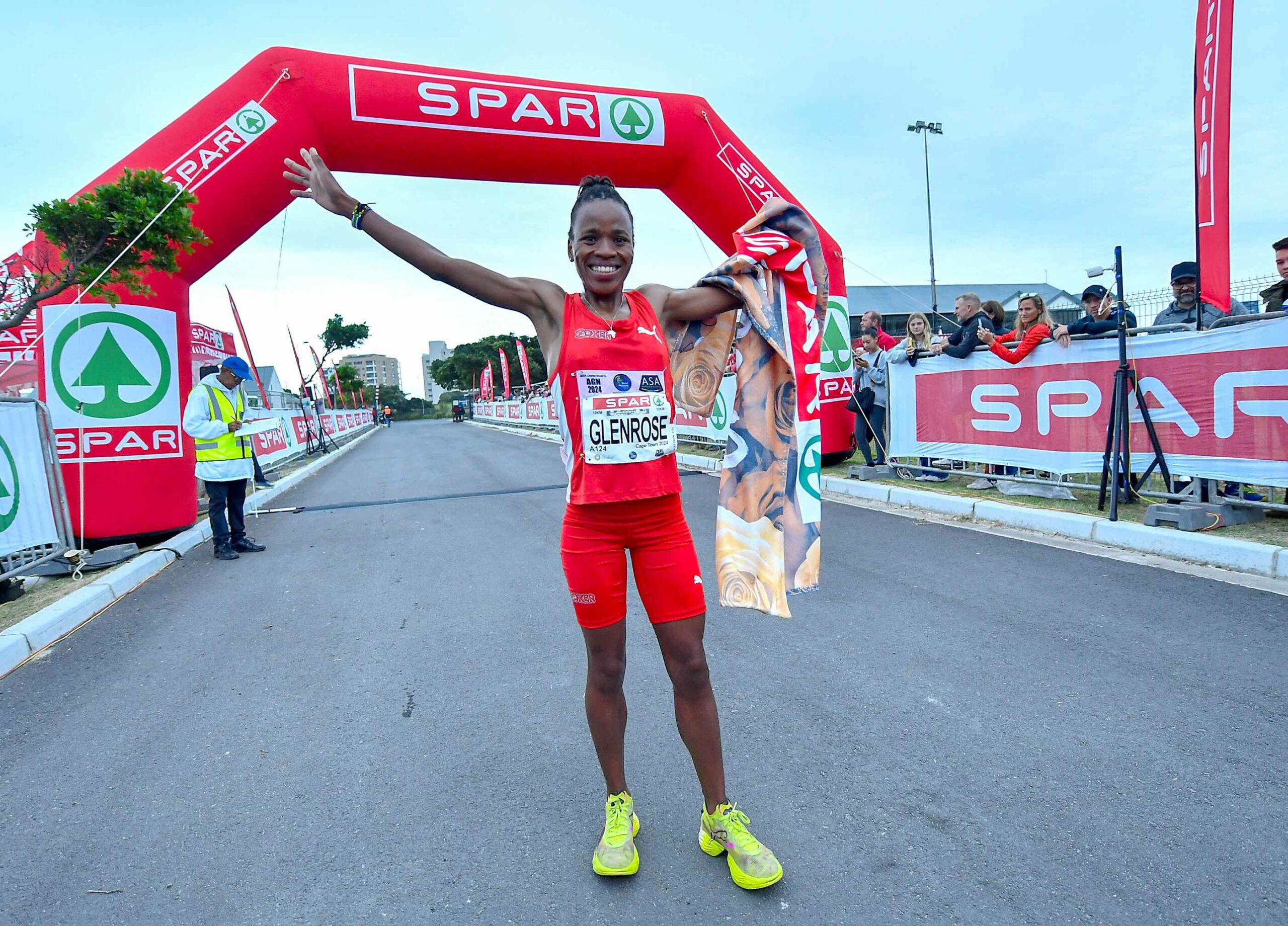 Featured image for “GLENROSE XABA RETURNS TO THE TOP OF THE PODIUM WITH SPECTACULAR SPAR GRAND PRIX VICTORY IN CAPE TOWN”