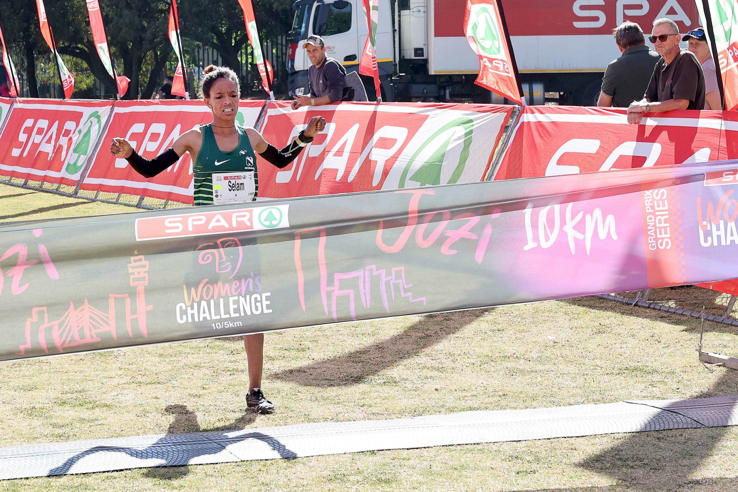 Featured image for “PERPETUAL BRIDESMAID GEBRE WINS SPAR WOMEN’S JOZI CHALLENGE”